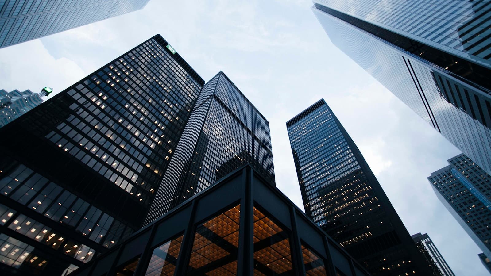1031 Exchange vs. Opportunity Zones: Two Ways to Defer Capital Gains, Compared